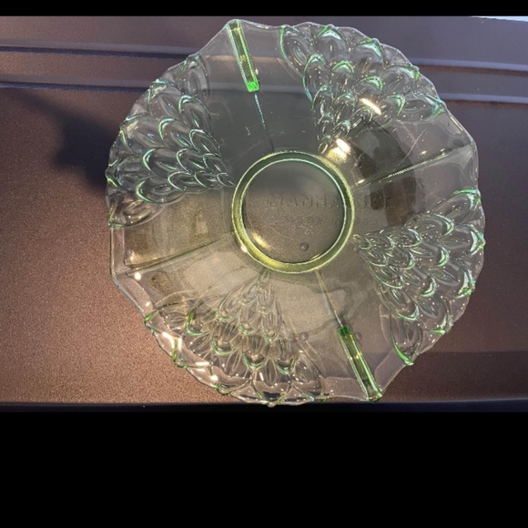 Rare find Art Deco Stolzle Hermanova Uranium Glass Plate. - Picture 2 of 6